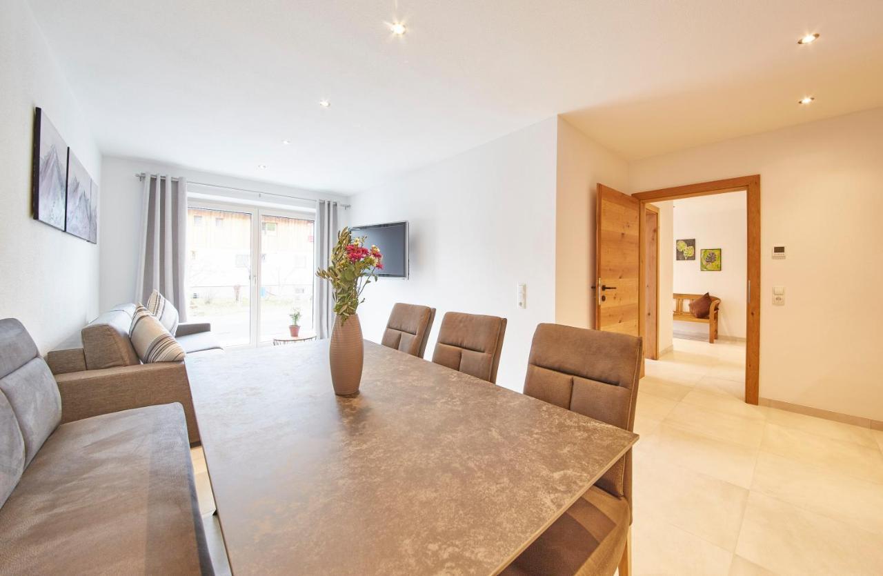 Appartement Atzingerberg Maishofen Buitenkant foto