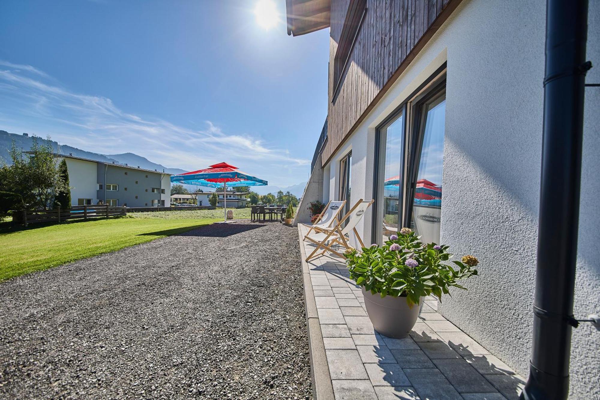Appartement Atzingerberg Maishofen Buitenkant foto